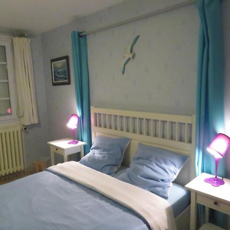 Asphodele Bed & Breakfast Ambon ภายนอก รูปภาพ